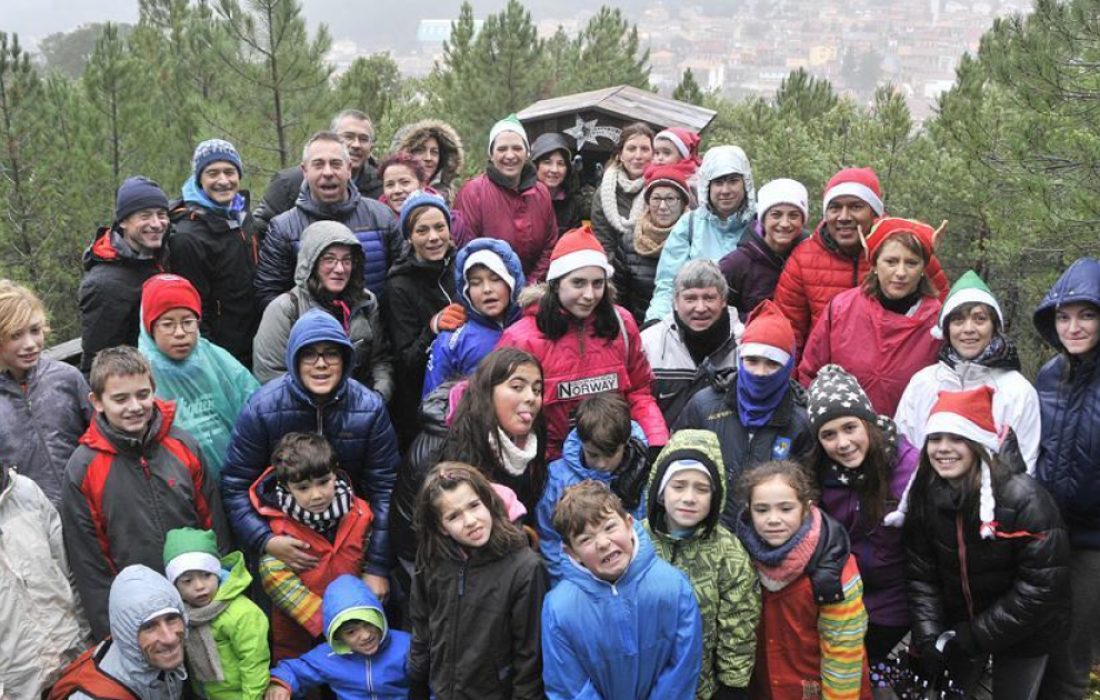 Subida del belen al mirador Cabeza La Fuente desde Navaleno. Tursoria
