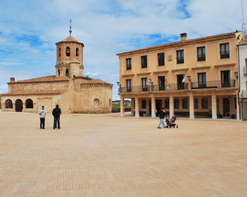 Almazan (3)
