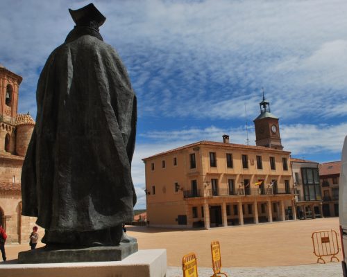 Almazan (5)