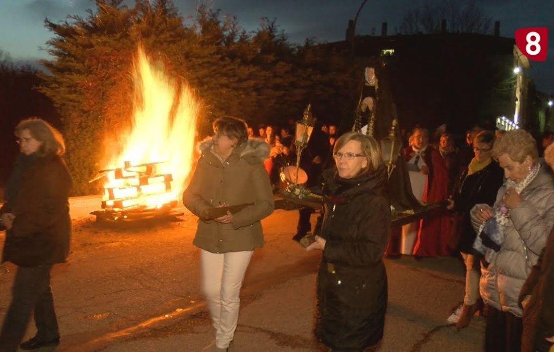 Tursoria procesion de las hogueras